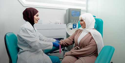 ما الفحوصات الطبية التي قد تكون إلزامية؟